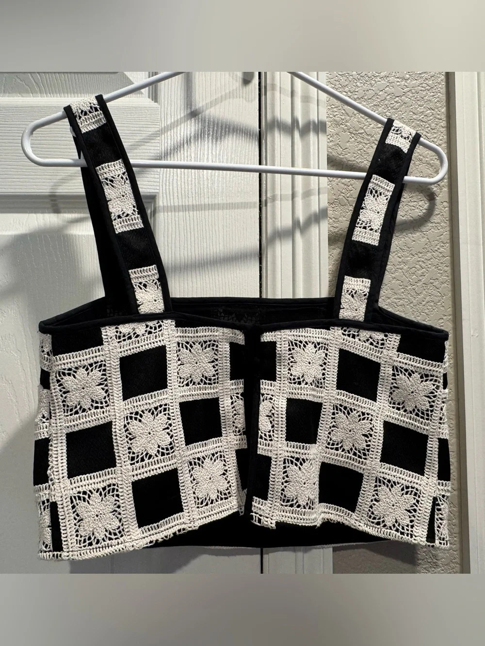 Tularosa Black Crochet Square Crop Top - Picture 3 of 5